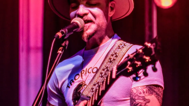 Adam Gabriel performing soulful blues rock live at Currents Restaurant Riverhouse Lodge Bend Oregon