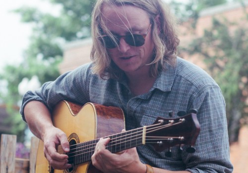 Experience Will Grove live at Currents at the Riverhouse for Beats & Bites Brunch on Sunday, November 16, 2025, from 11am–2pm.