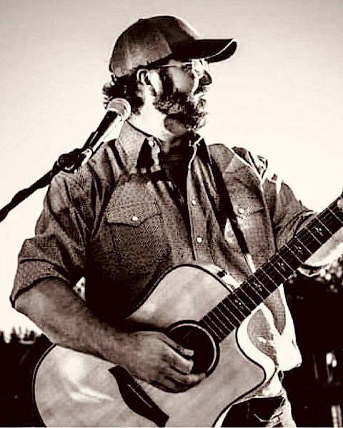 Acoustic Singer KC Flynn Live Music in Bend Oregon