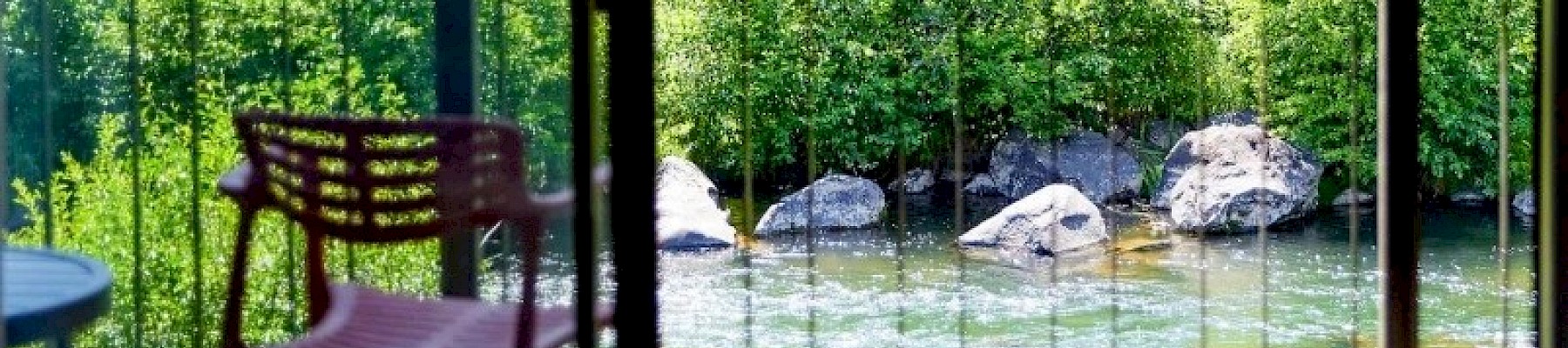 Riverhouse Lodge