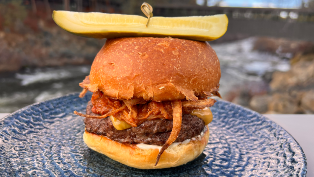 Locals Week at Currents offering up $12 burgers along the river