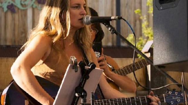 Discover Kat Lord at Riverhouse Lodge—Bend’s rising Americana voice blending folk, country, and heartfelt storytelling.